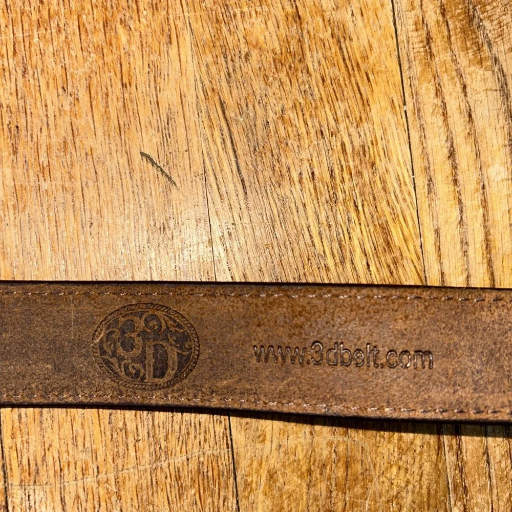 3D Leather‎ Western Belt - Brown With Stitched Leather Details- Size 28 Vintage